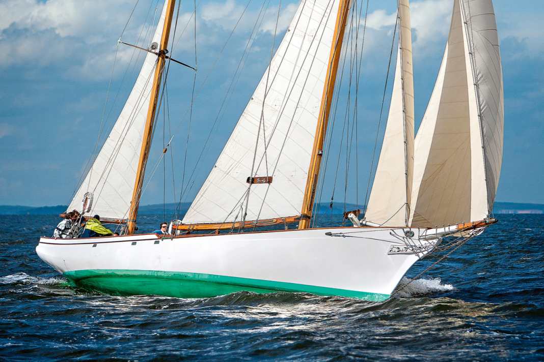 "Bounty" by Michael Schmidt is a design by the American Lewis Francis Herreshoff.