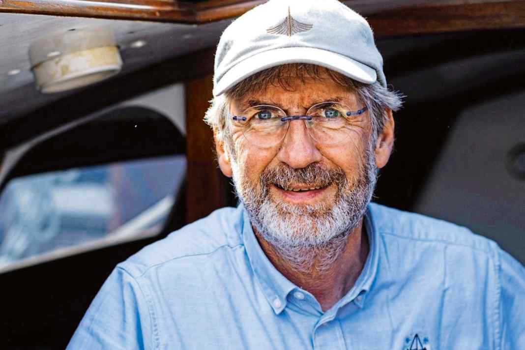 Helge von der Linden: The managing director of M. u. H. von der Linden GmbH is a qualified boat builder and a specialist in all materials required in this trade.