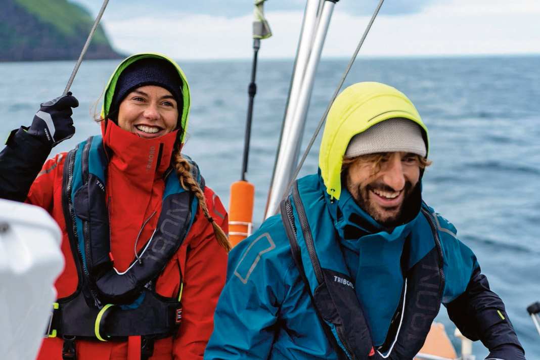 Sailing is fun. Especially when everyone on board gets involved. Fellow sailors can also learn a lot from a good skipper.