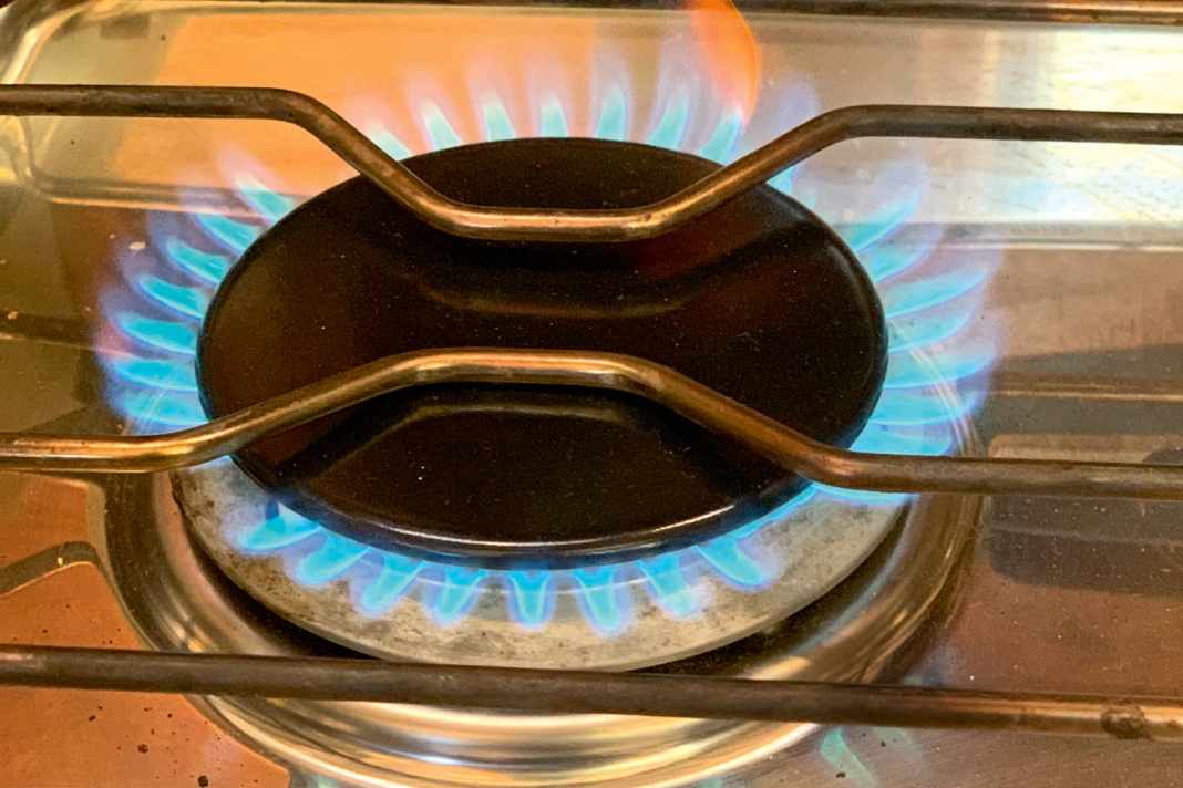 Butan- und Propangas brennen geruchlos. Der Brennstoff hat eine hohe Energiedichte.