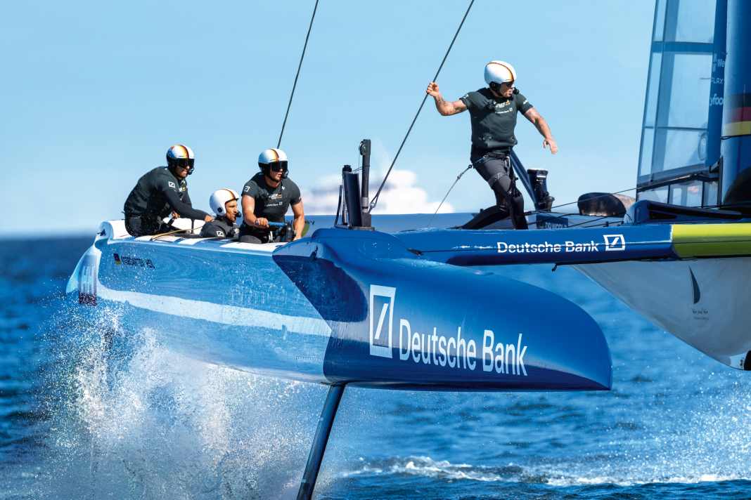 Prima a Sassnitz: la serie di regate del campionato internazionale SailGP arriva per la prima volta in Germania. Il Team Germany con Erik Heil partirà da Rügen in agosto davanti a 10.000 spettatori.