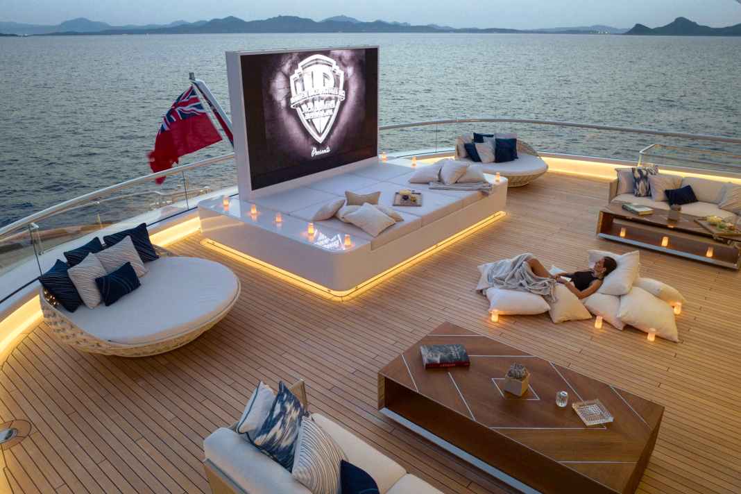 Das modulare Außenkino geht auf eine Entwicklung von Seable & Co. zurück. | Foto : Guillaume Plisson