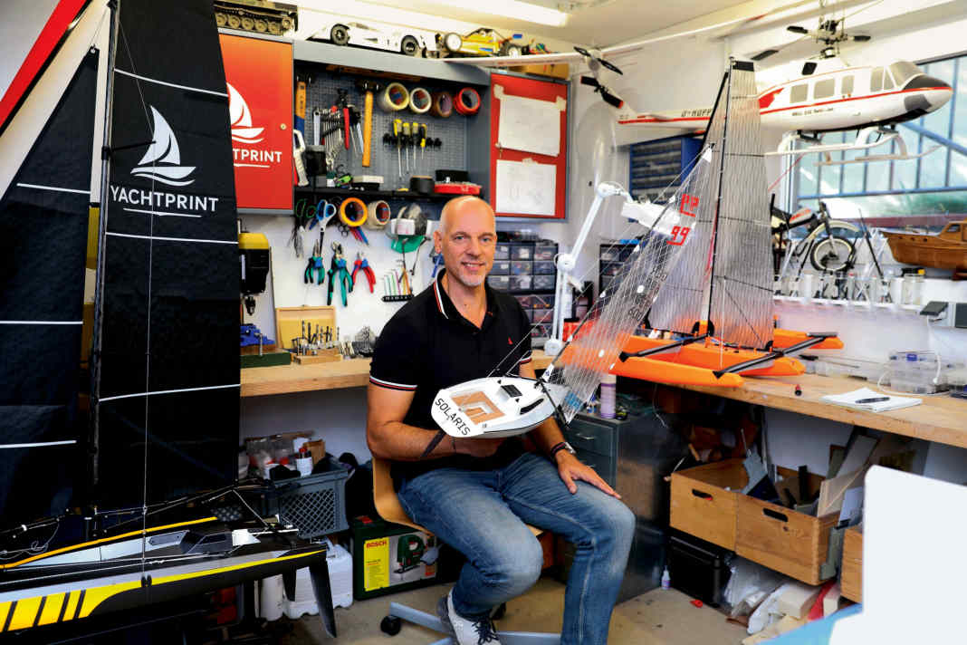 Engelhardt in his realm: In his basement at home, he tinkers with small-scale yachts.