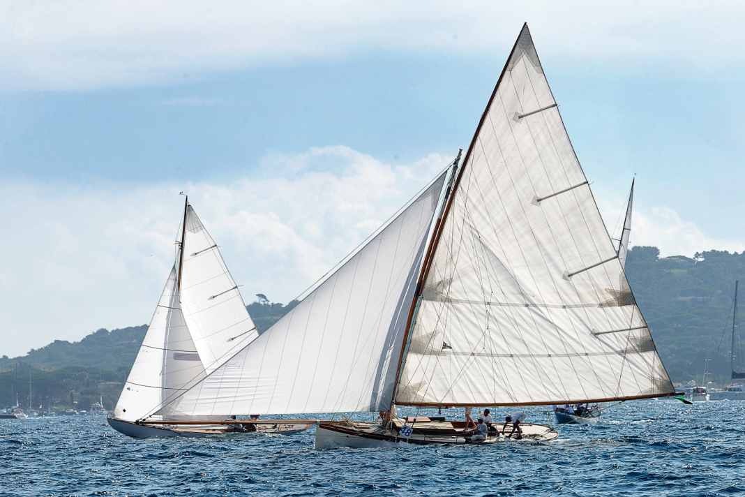 The "Alcyon's" main boom and jib boom together are almost three times as long as the boat itself. To say that the replica is over-rigged would be a gross understatement.