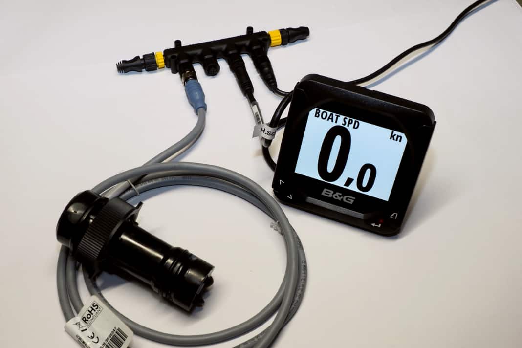 Le mini-réseau NMEA2000, le codeur et l'affichage sont connectés au backbone.
