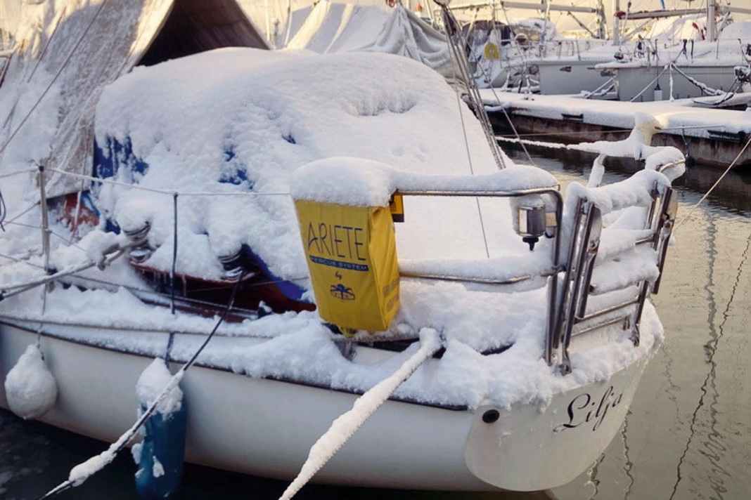 Bei Minusgraden an Bord wohnen: Nach der Überfahrt aus Kiel verbringt Studentin Hannah das Wintersemester in Trondheim an Bord ihrer Vindö 40 "Lilja".