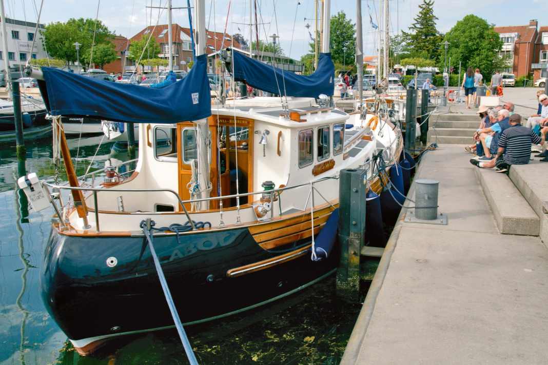 Treffen der deutschen Fisher-­Freunde in Laboe. Es geht gemütlich zu – wie auch sonst.