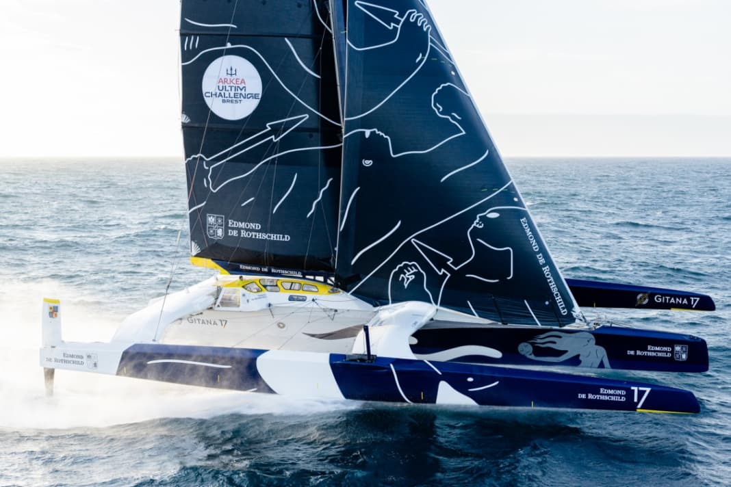 Le "Maxi Edmond de Rothschild" de Charles Caudrelier navigue sur la voie du succès lors de l'Arkea Ultim Challenge