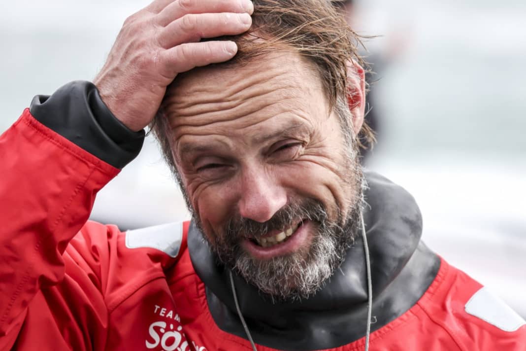 Arkea Ultim Challenge Coville stürmt als Zweiter ins Ziel, Le Cléac’h