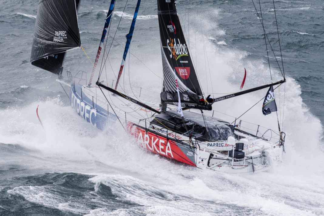 Wie mit Extra-Turbo hat "Paprec Arkéa"-Skipper Yoann Richomme seinen Vorsprung im Transat CIC an Tag fünf ausgebaut