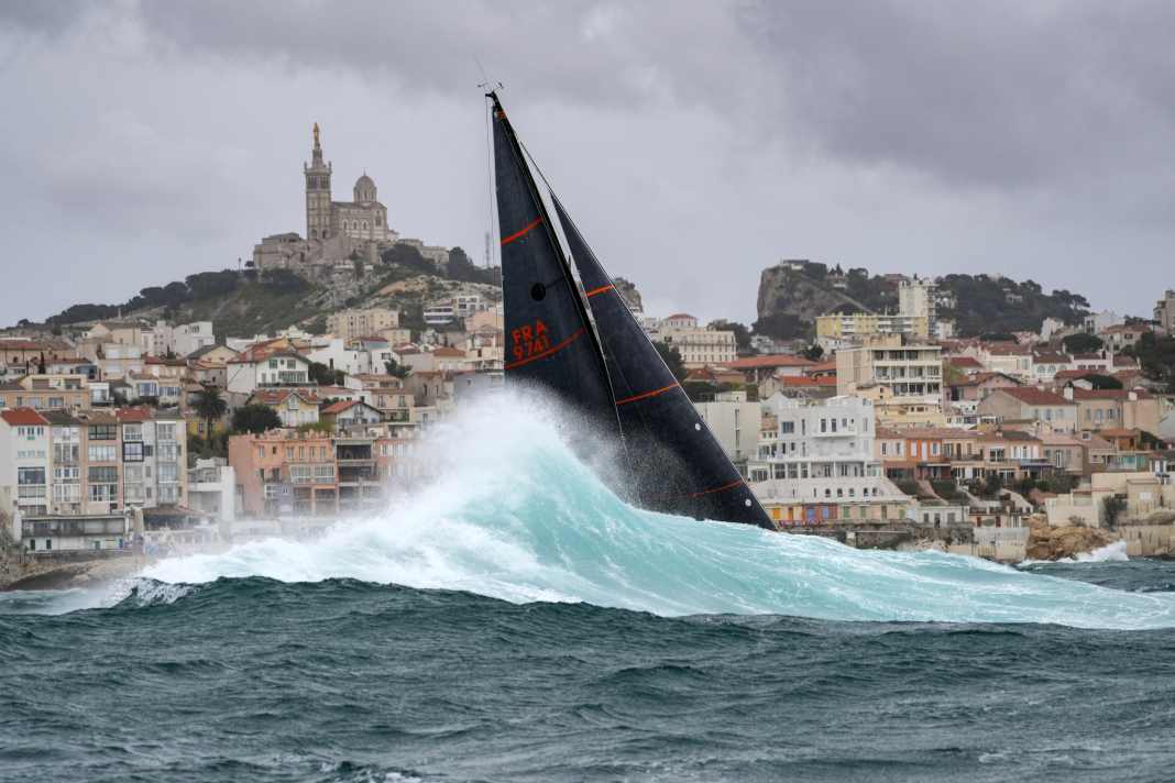 Mit der Bekanntgabe der besten 80 Bilder des Yacht Racing Image Awards gab es in dieser Woche viele starke Bilder zu sehen, dieses entstand vor Marseille