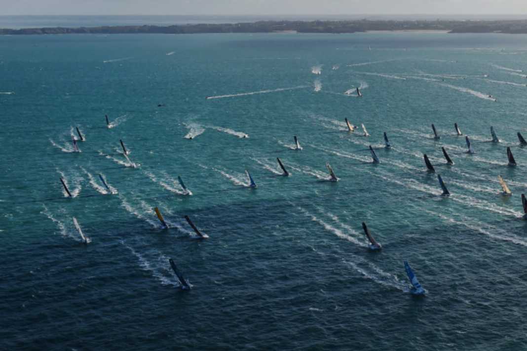 Eine imposante Start-Impression der Route du Rhum 2022.