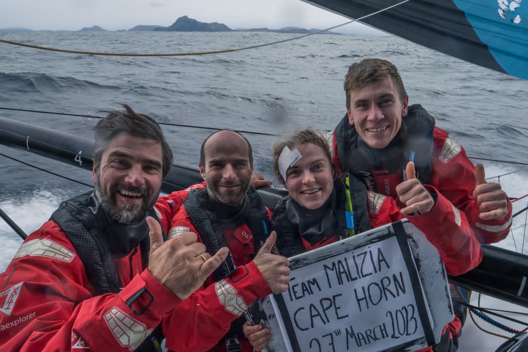 Die glücklichen Kap-Hoorn-Sieger vom Team Malizia