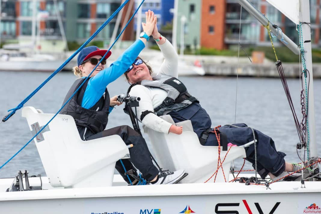 Les "Hamburger Deerns" Silke Basedow et Nadine Löschke ont réussi à défendre leur titre de championnes du monde.