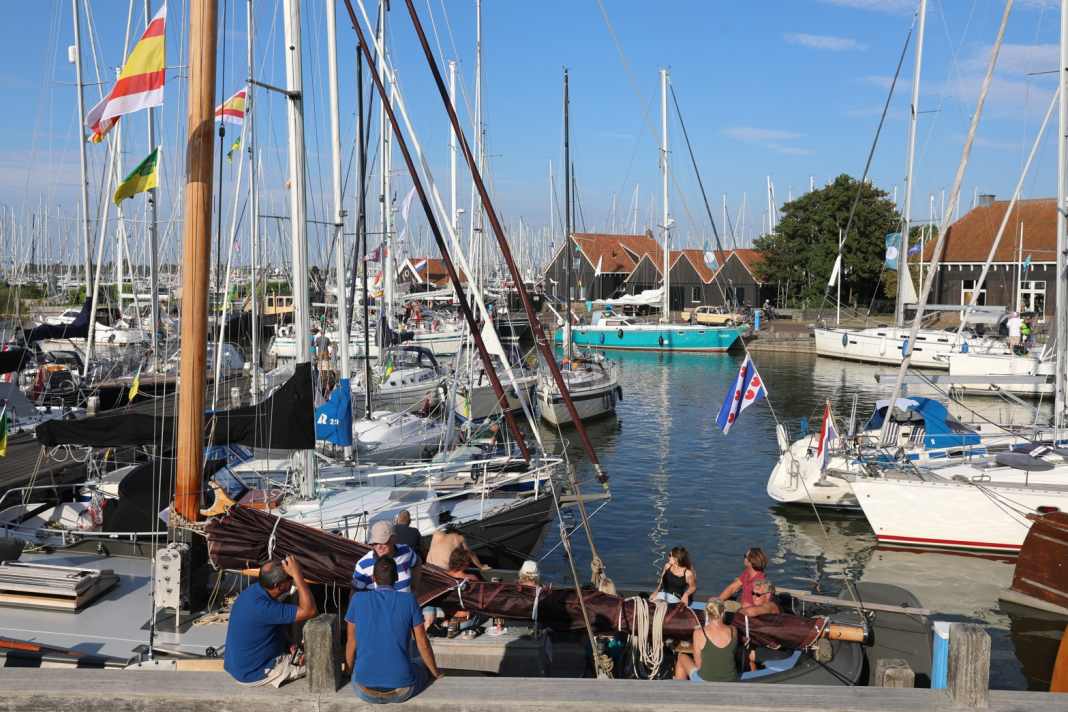 Der Hafen von Hindeloopen.
