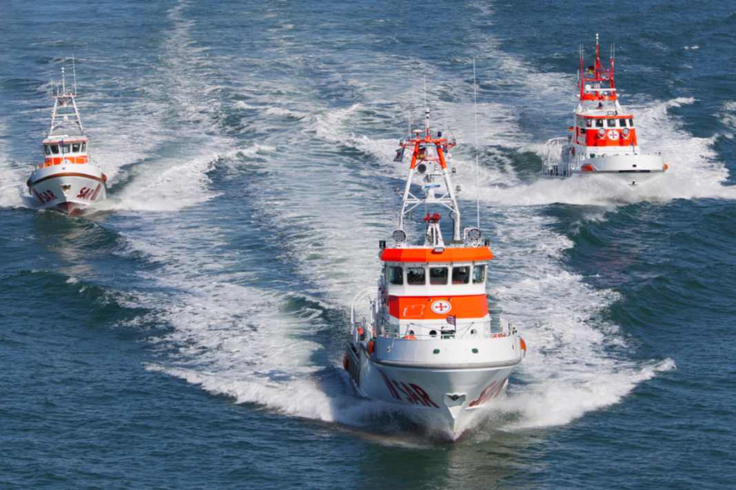 The rescue cruisers "Hamburg", "Hans Hackmack" and "Theodor Storm" of the German Maritime Search and Rescue Service.