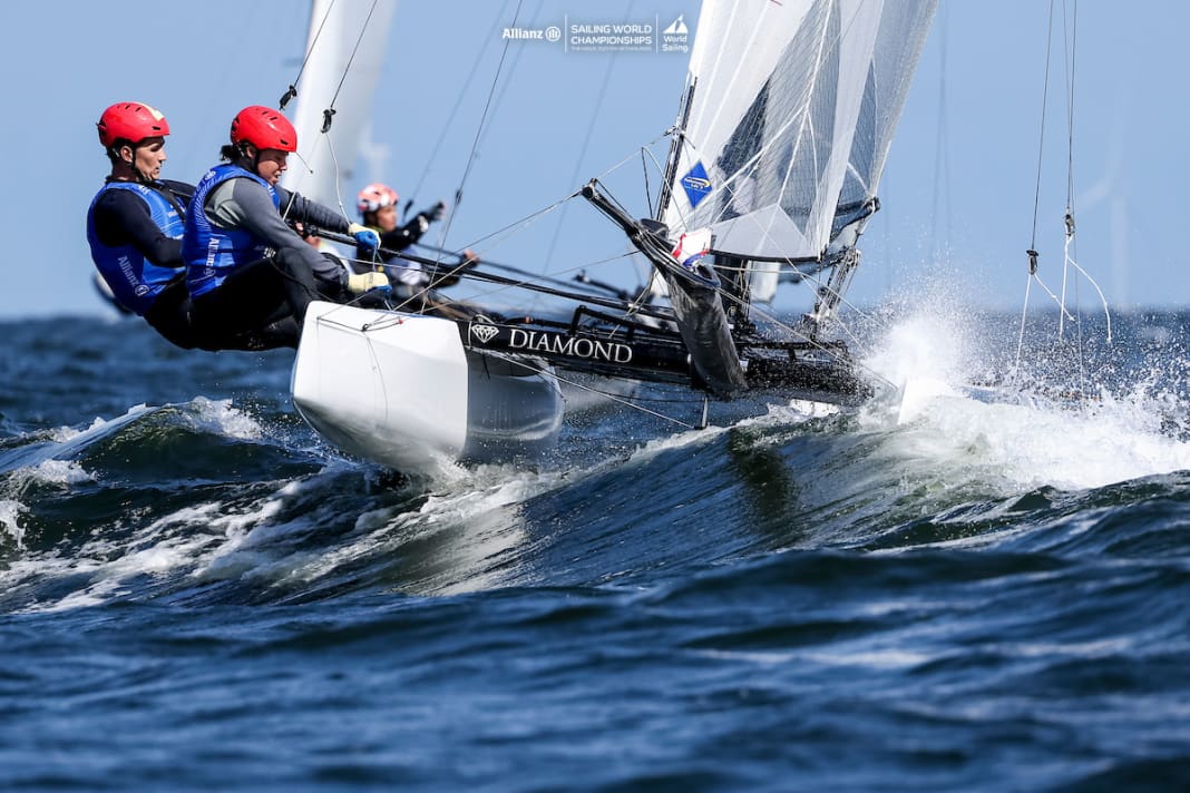 Paul Kohlhoff e Alica Stuhlemmer passano alla fase principale del Campionato del Mondo come secondi classificati della flotta dopo prestazioni eccellenti
