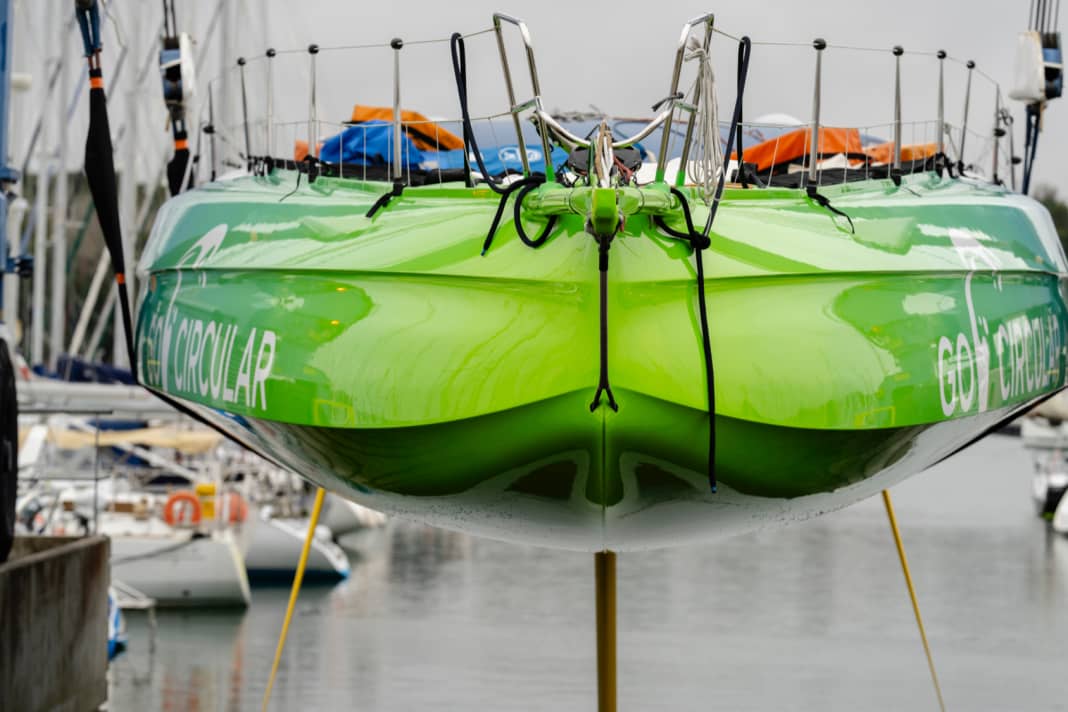Prête à traverser l'Atlantique : l'Imoca suisse "Holcim-PRB".