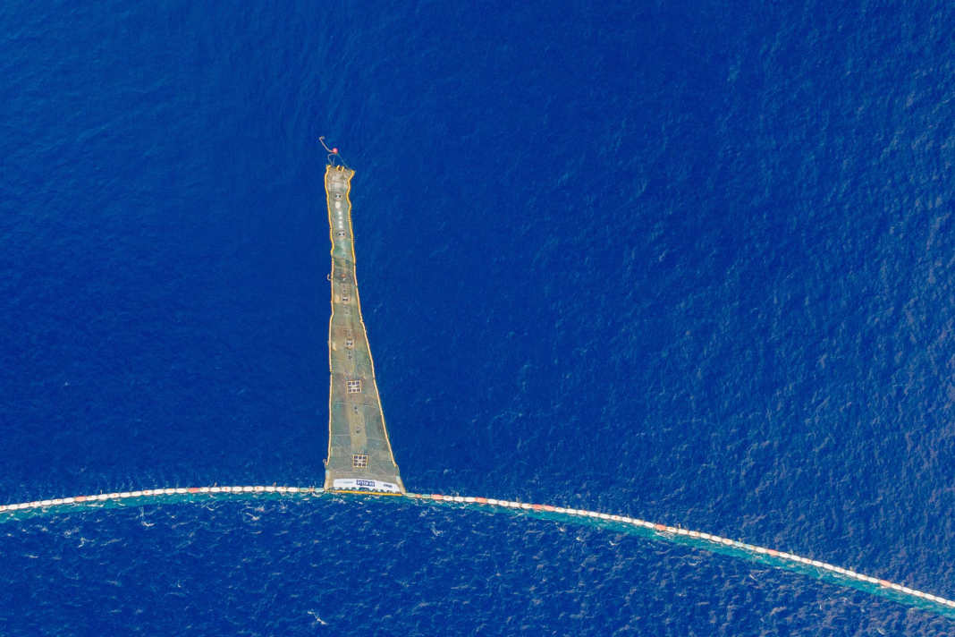 The plastic collects in a pocket at the end