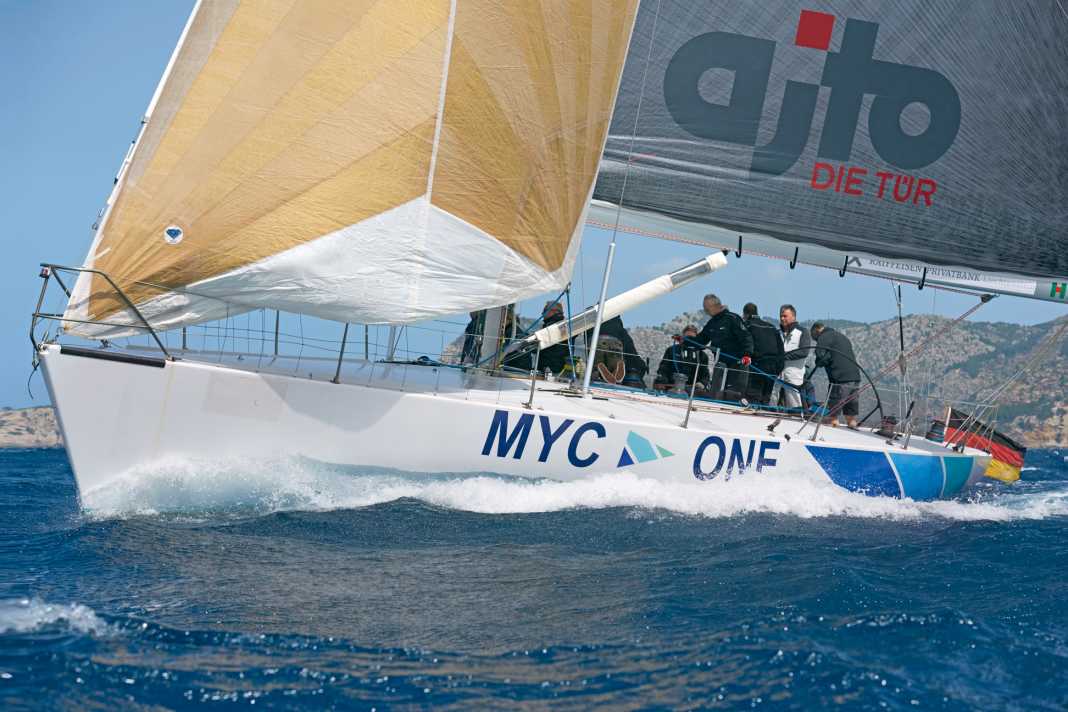 Dicke Welle. Die IOR-Boote sind typische Verdränger – und bei Wind schwer zu kontrollieren.