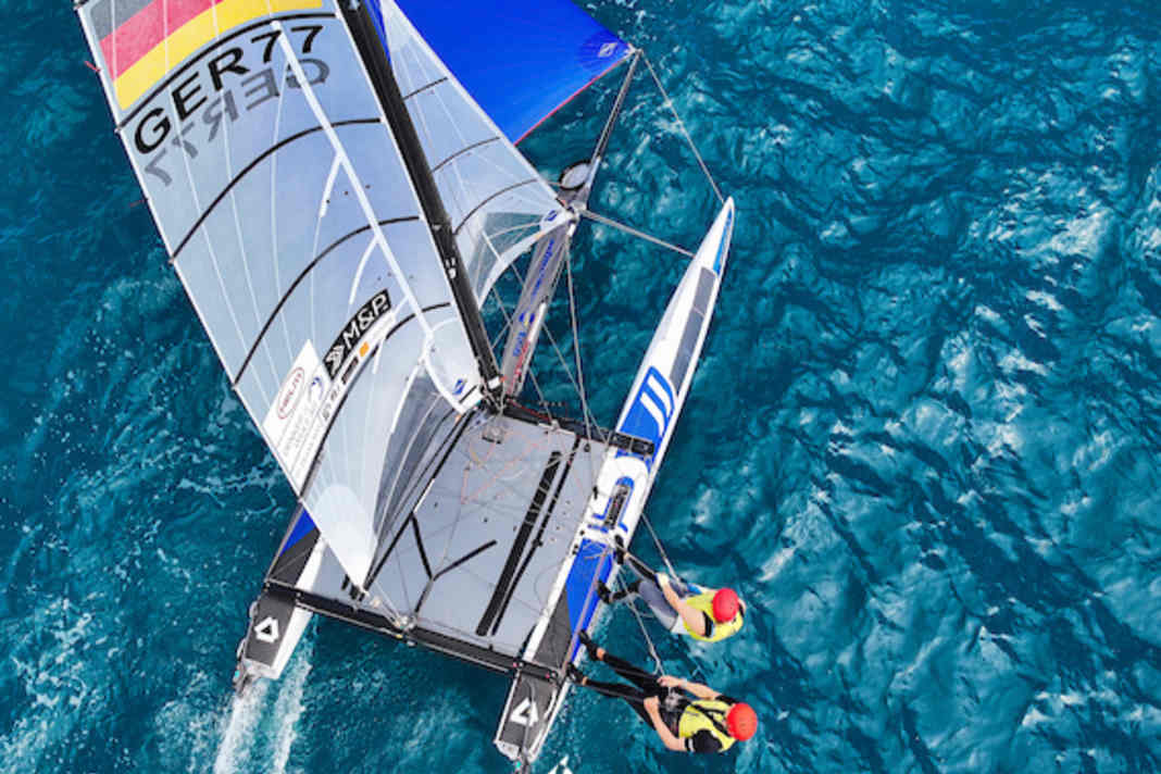 Together in action at the Trofeo Princesa Sofia: the Nacra 17 crew Paul Kohlhoff and Alica Stuhlemmer