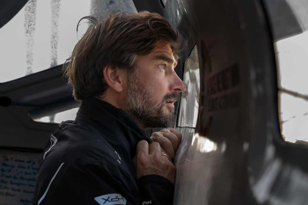 Boris Herrmann, pensif, à bord de son "Malizia - Seaexplorer".