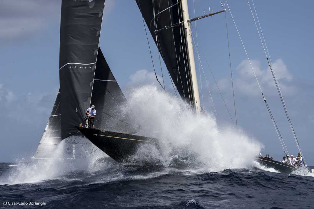 Spectaculaire et élégant : le seul J-Class jamais construit en bois, "Shamrock V".