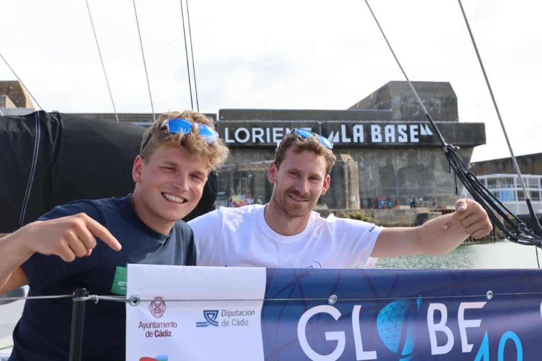 Lennart Burke et Melwin Fink se préparent à Lorient pour le départ du Globe40 le 31 août.