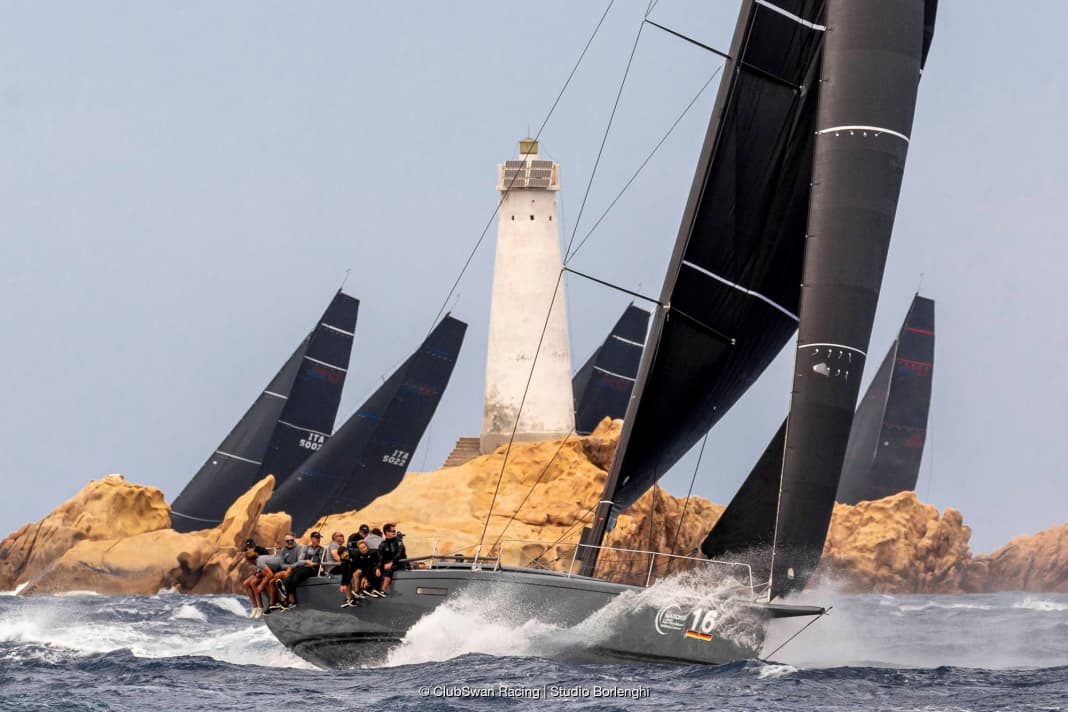 Hatari" di Marcus Brennecke ha vinto il Trofeo delle Nazioni al largo di Porto Cervo con il tattico Markus Wieser.