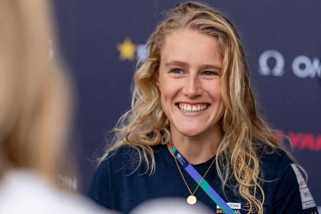 Odile van Aanholt s'est fait remarquer en 2024 lors de la Women's America's Cup en tant que barreuse rayonnante et affirmée.