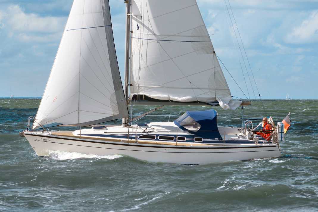 Gefällt: hübsche Van-de-Stadt-Linien und ein großes, tiefes Cockpit