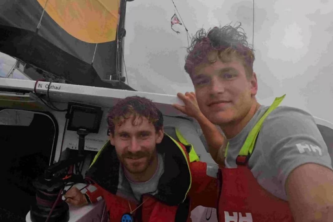 Unverdrossen auf Aufholjagd: die "Sign for Com"-Co-Skipper Lennart Burke und Melwin Fink