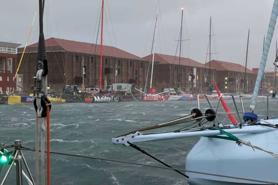 Here the storm is building up in Le Havre at the Imocas on Wednesday afternoon