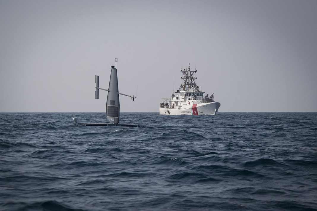 Working closely together: The unmanned sailing drones are intended to help border guards on the water with reconnaissance