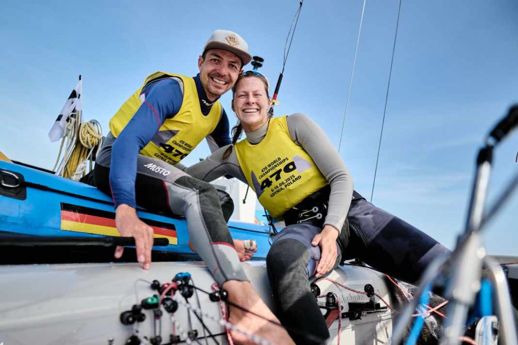 Simon Diesch und Anna Markfort sind Vizeweltmeister im olympischen 470er-Mixed.