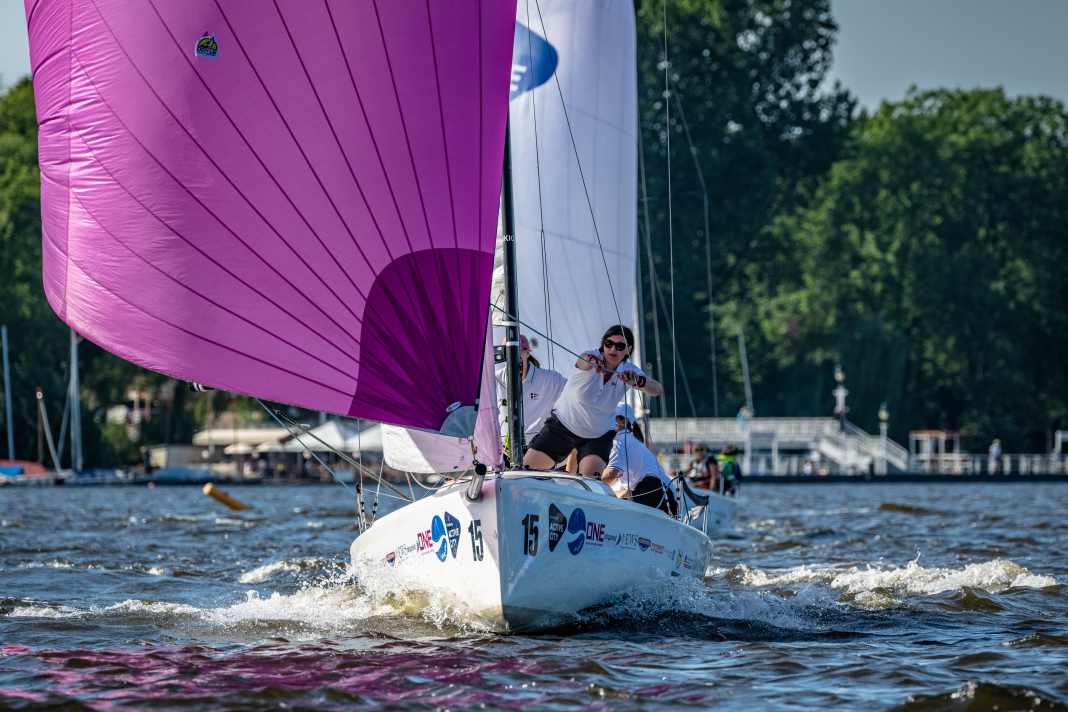 Helga Cup 2025: Rekordbeteiligung bei größter Frauenregatta der Welt ...