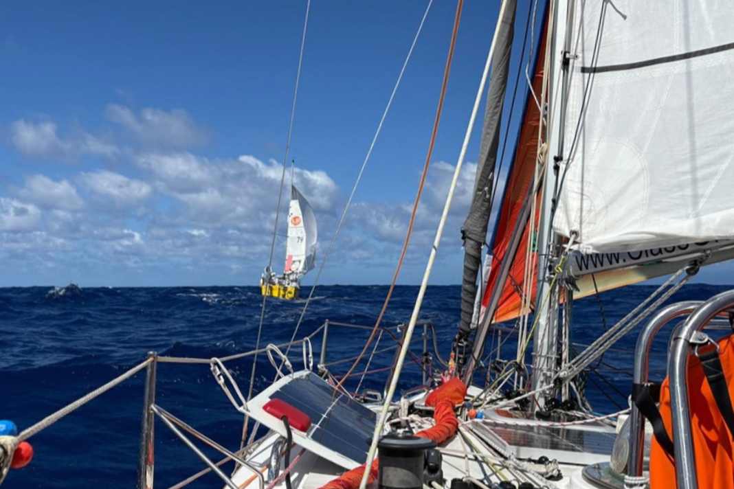 Ertan Beskardes dans le sillage de l'Australien Eric Marsh. Ce dernier avait quitté le navire peu avant l'île Maurice, mais avait réussi à remonter à bord par ses propres moyens.