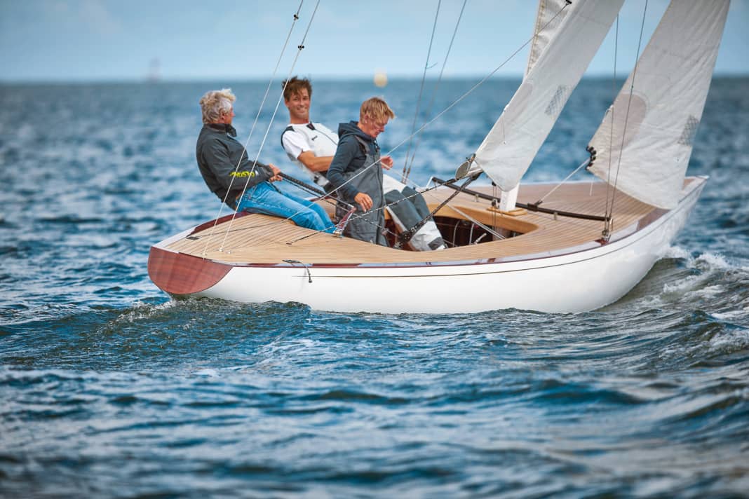 The "Sünnschien" appears to be a new build - although the hull and rigging are in their original condition