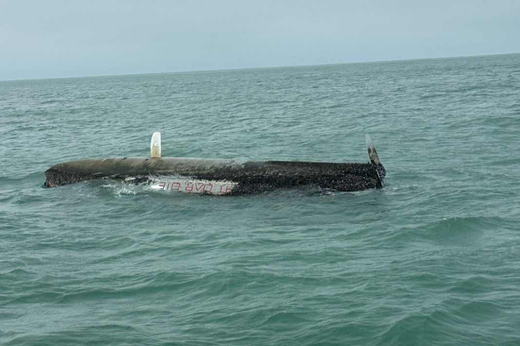 Le bateau à rames offshore abandonné a dérivé pendant trois ans dans l'Atlantique Nord
