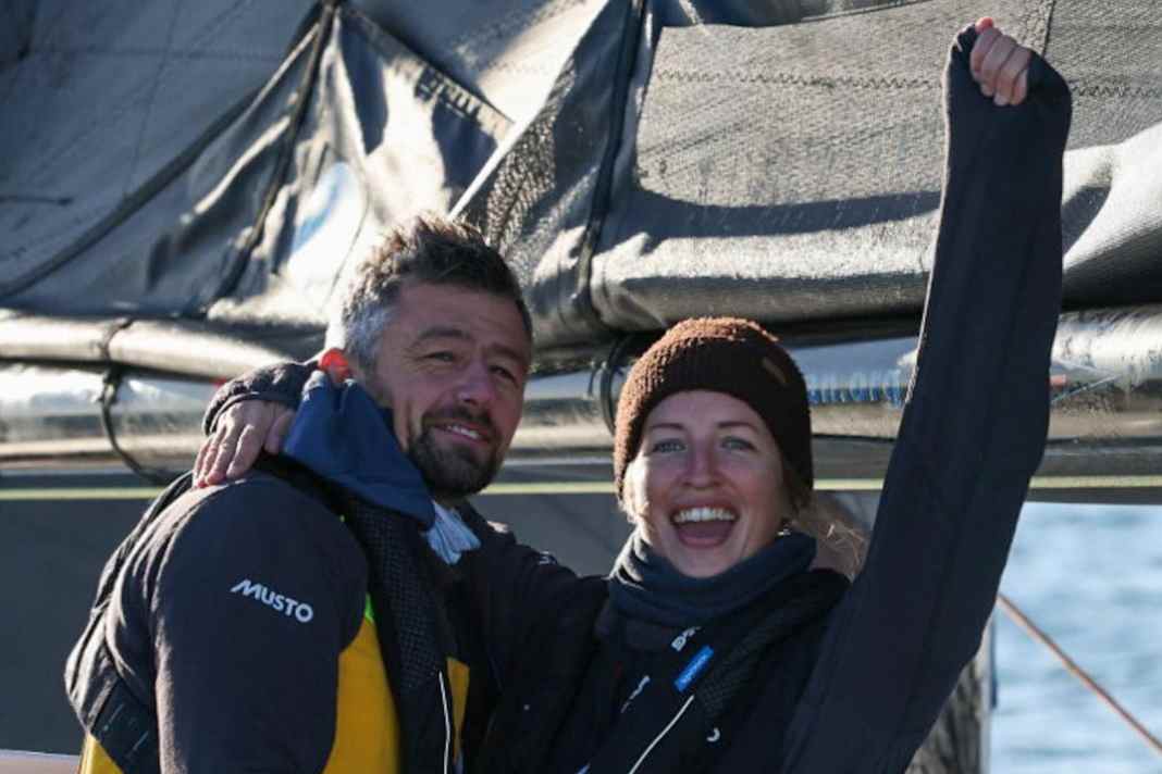 Le tour du monde est achevé 227 jours après le départ, le 4 septembre : Lisa Berger et Jade Edwards-Leaney au comble du bonheur.
