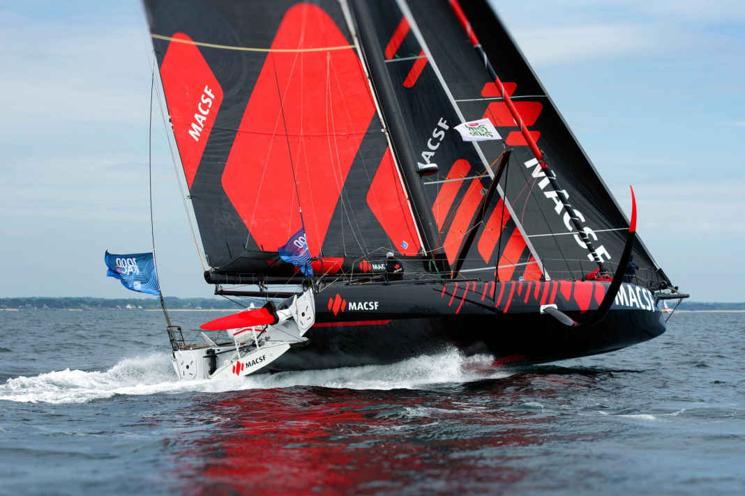 Corentin Horeau treibt "Macsf" (Ex-"Paprec Arkéa") an.