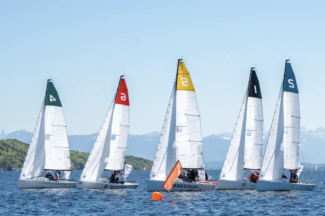 Bleu et blanc bavarois : sur le lac de Starnberg, les quelques courses possibles ont demandé beaucoup de concentration.