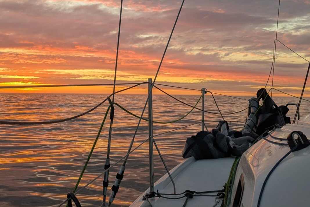 Das Bild entstand auf "Gaia" bei der Überführung in den Starthafen zum Island Offshore Race to the Arctic.