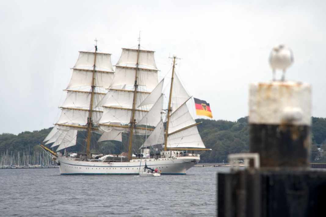 The “Gorch Fock” has returned from its North Atlantic voyage and is testing new sails in Kiel | Bundeswehr/Hartmann-Moritzen