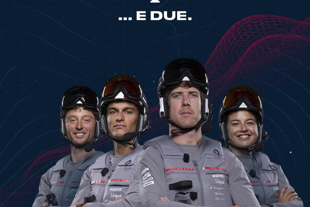 "… E DUE – E DUE!" I primi vincitori di Napoli hanno ora conquistato la seconda vittoria consecutiva nella America's Cup per Luna Rossa: Peter Burling, Marco Gradoni, Maria Giubilei e Gianluigi Ugolini.