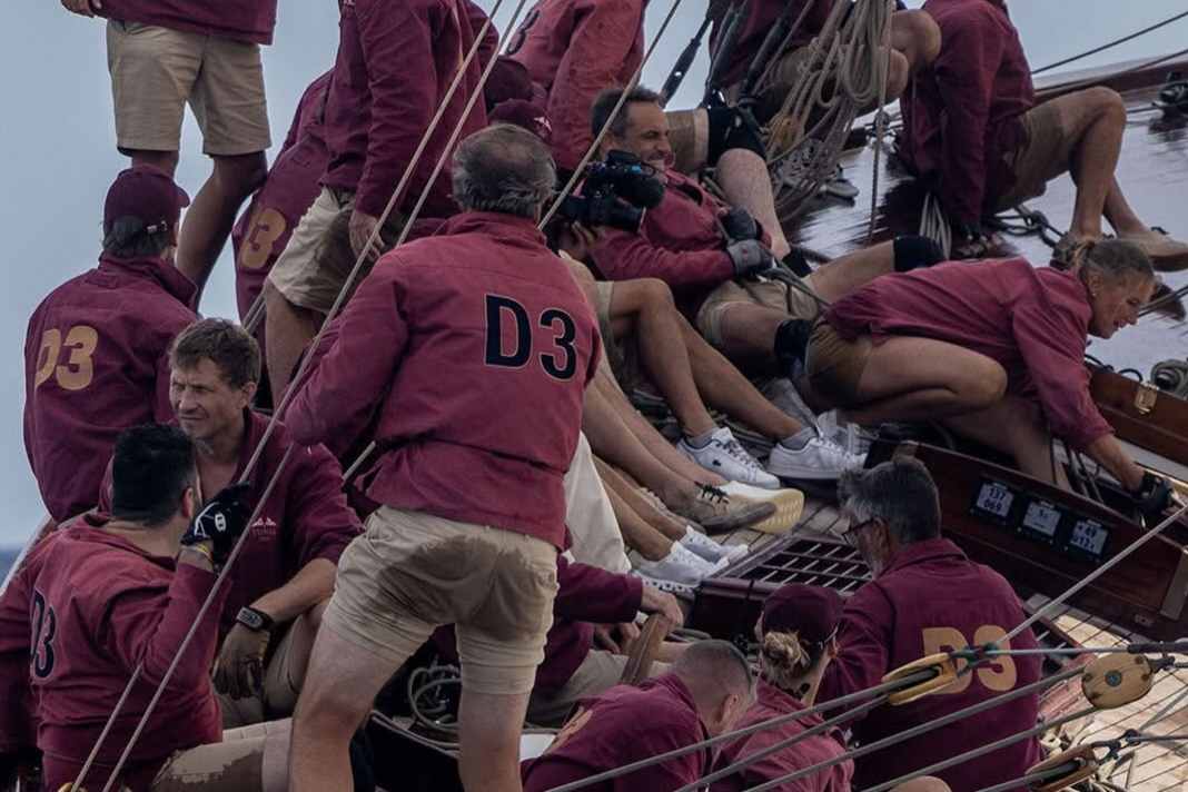 Uno sguardo ravvicinato all’equipaggio della “Tuiga” dal famoso fotografo francese Gilles Martin-Raget.