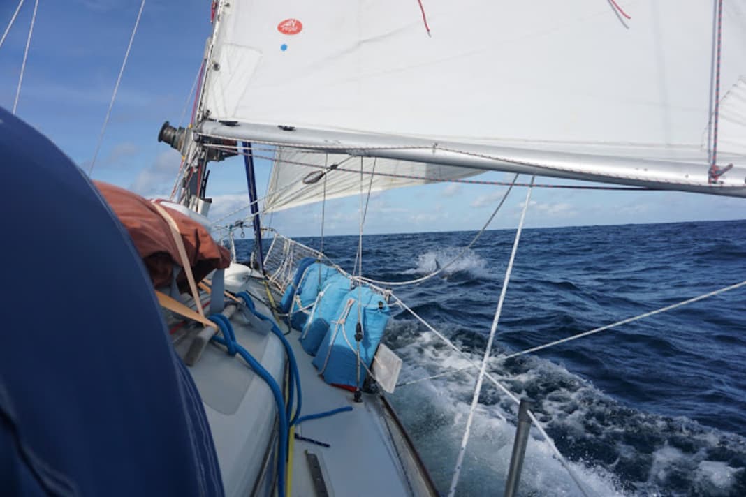 Langfahrttörns liegen auch bei immer jüngeren Seglern im Trend: Schon mit 19 Jahren segelte etwa Lennart Burke über den Atlantik. Nun wurden der Skipper und viele weitere Hochseesegler für ihre großen Reisen ausgezeichnet