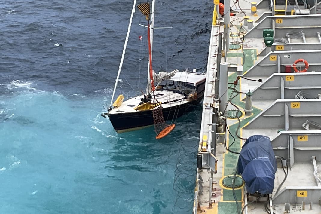 Johansen kurz vorm Sprung in das Rettungsnetz