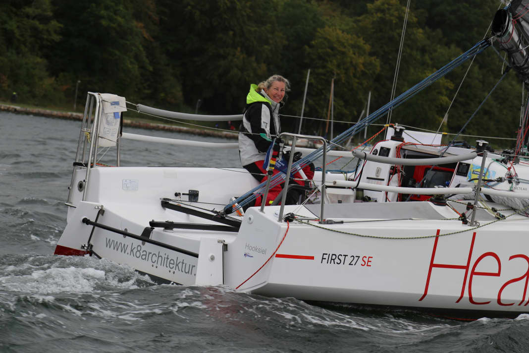 Guter Dinge: Marlene Brudek auf ihrer First 27