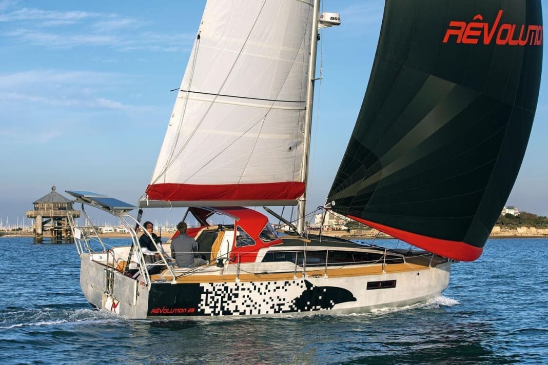 Deceptive: With its elongated design, the Revolution 29 appears larger than it really is